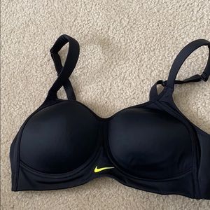NIKE sports bra